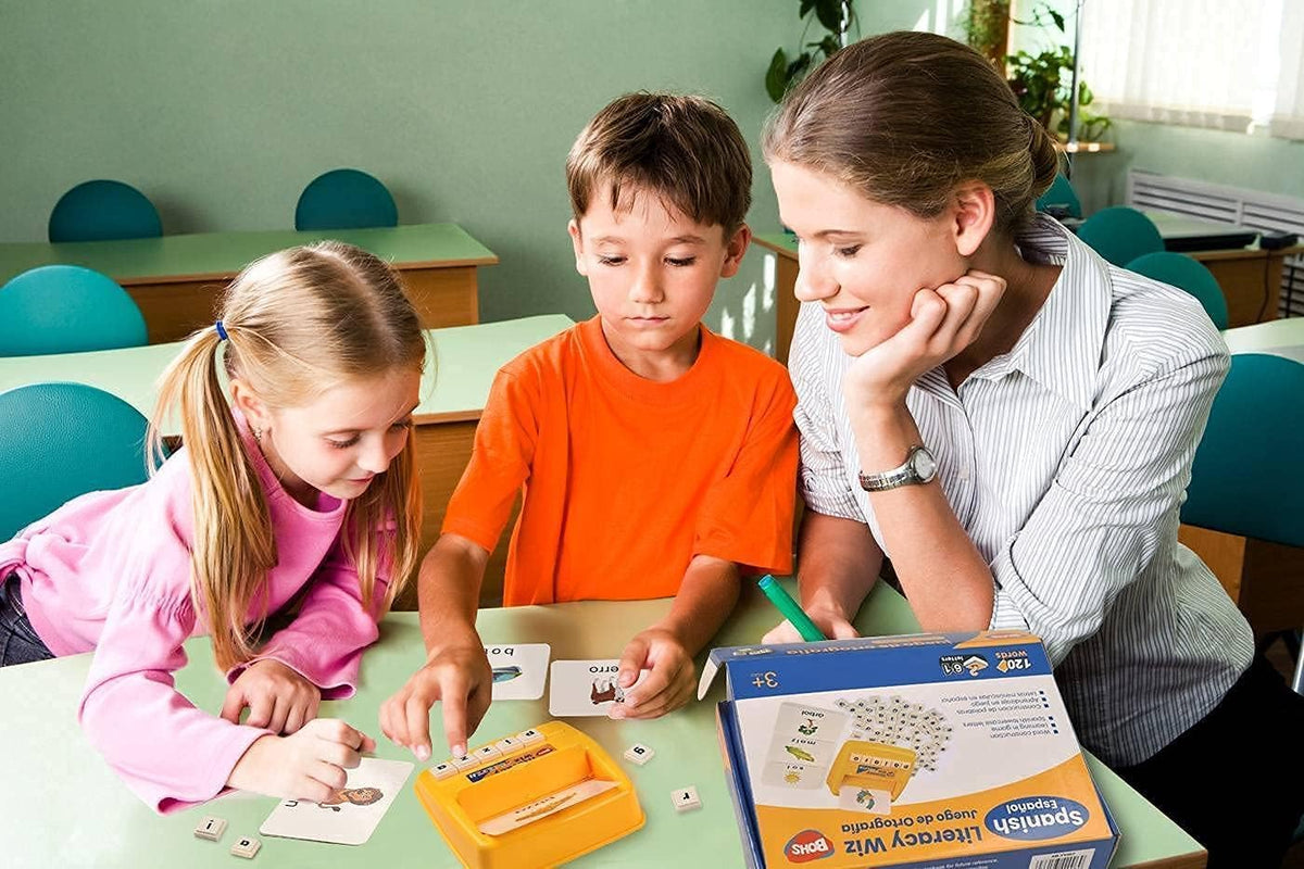 Spanish Flash Cards Spelling Game